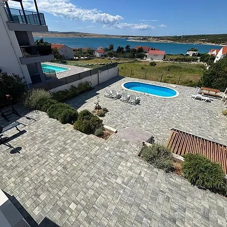 House Off Caska Apartment Novalja