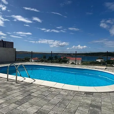 House Off Caska Апартаменты *