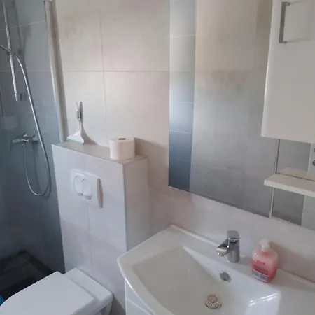 House Off Caska * Kovacic