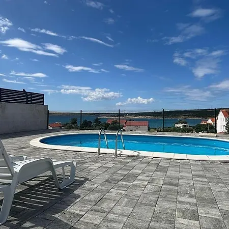 House Off Caska * Novalja
