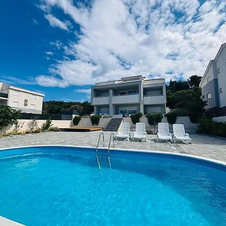 House Off Caska * Novalja