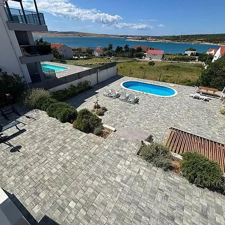 House Off Caska * Novalja