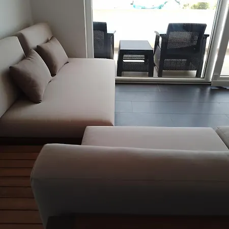 House Off Caska *