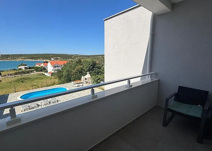 House Off Caska Kovacic